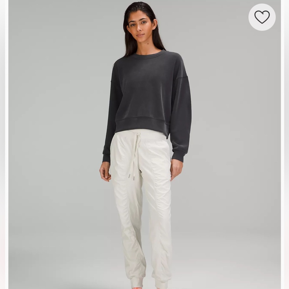 🔥LULULEMON 🔥perfectly oversized crew  BLACK sz 8 price firm!